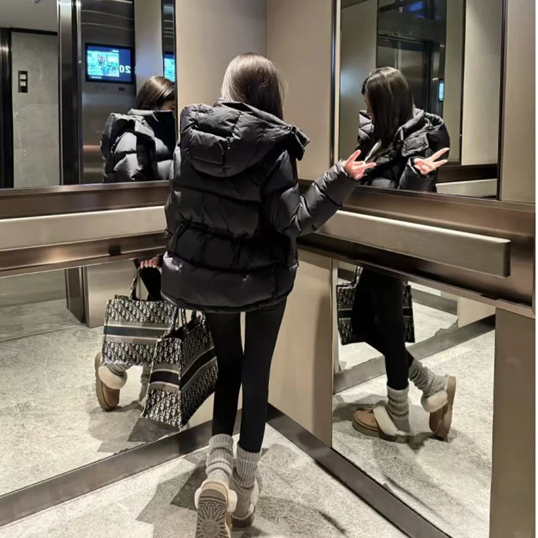 ALO 时尚修身针织微喇裤（超级修身）