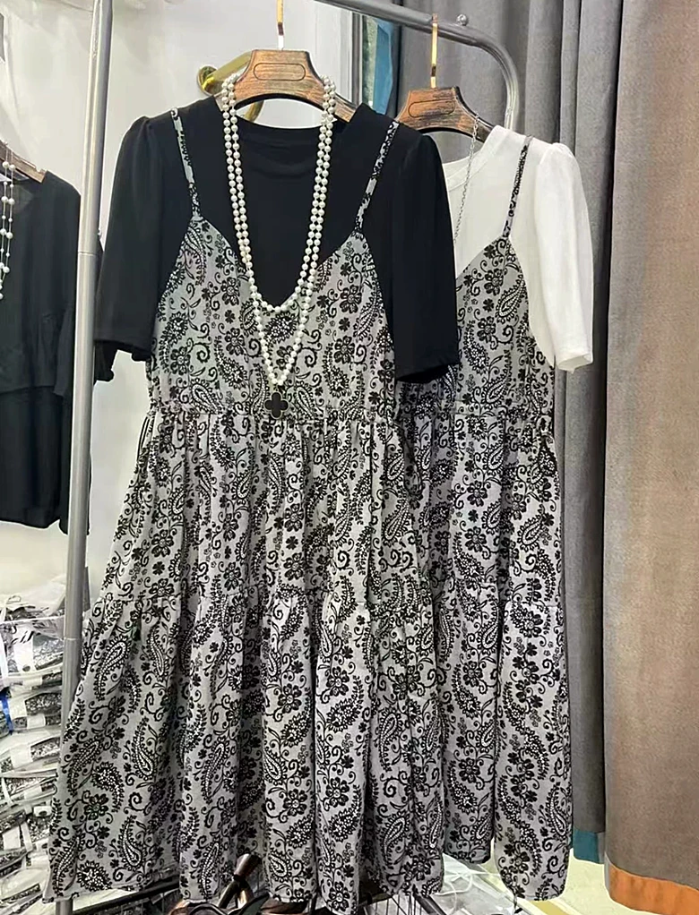 假两件碎花连衣裙女短袖2025夏季新款时尚拼接宽松显瘦中长款裙子