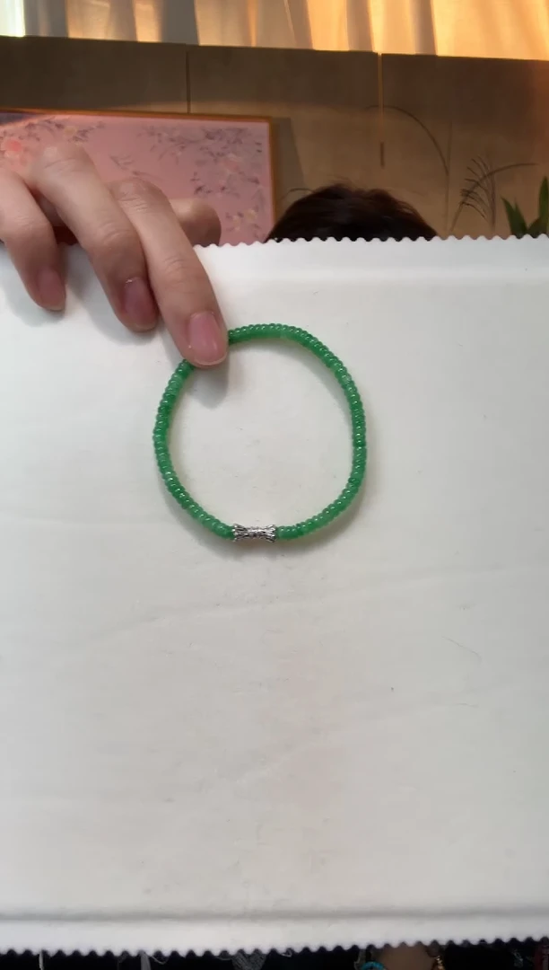 【闪购商品】翡翠手链18K金镶嵌5800阳绿