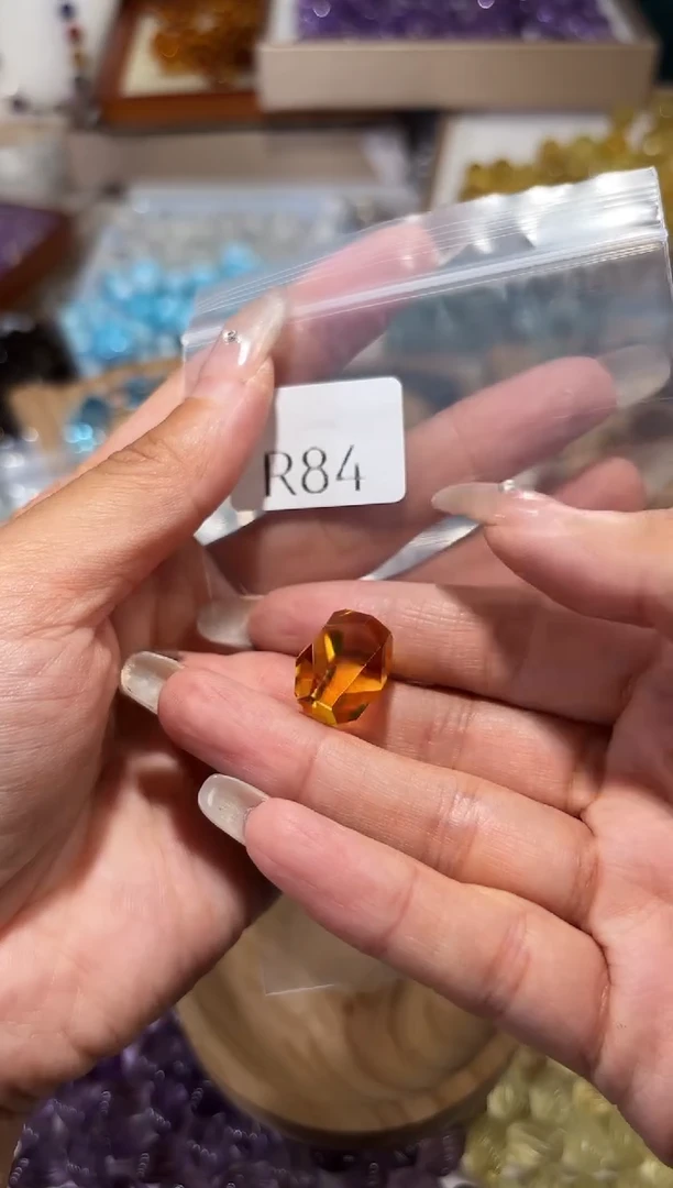 水晶手串未镶嵌好**散R84爆力黄随行拍3