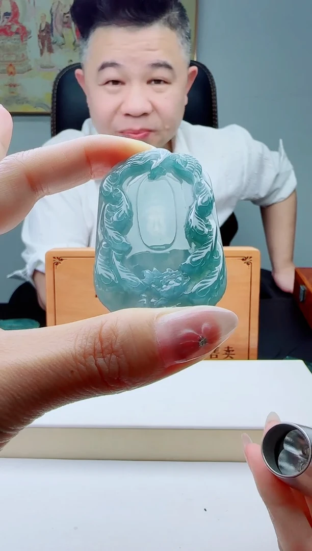 颈饰未镶嵌翡翠多样性发其一