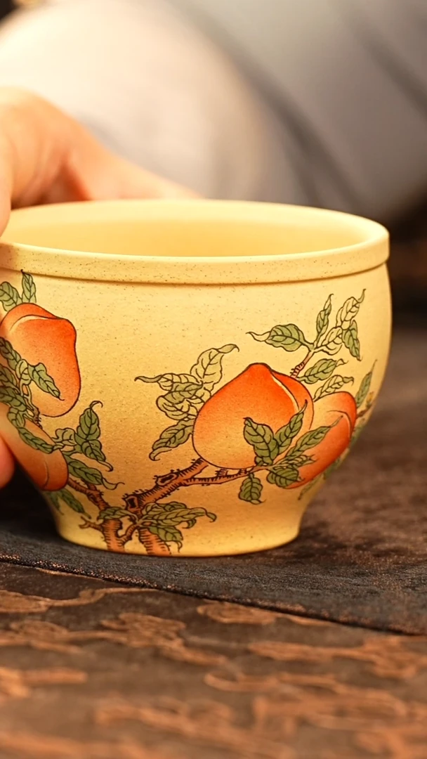 茶壶紫砂本绿桃子