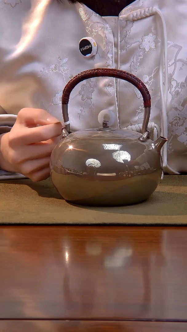 大千手作 满月 足银 烧水壶