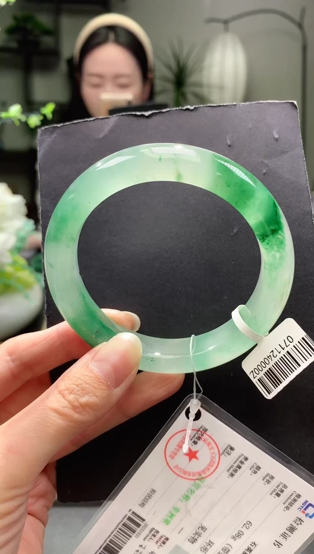 未镶嵌手镯石英质玉序号圈口60
