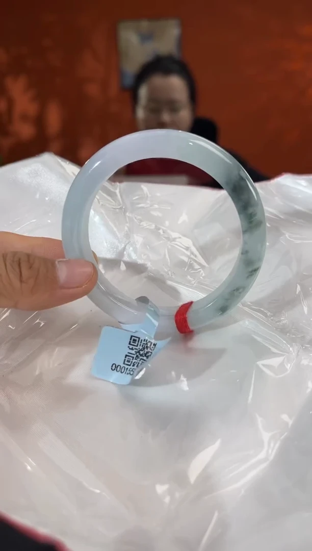 未镶嵌手镯翡翠8