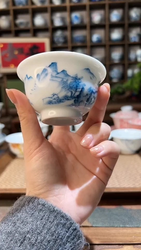 【闪购商品】（100cc）山水压手主人杯