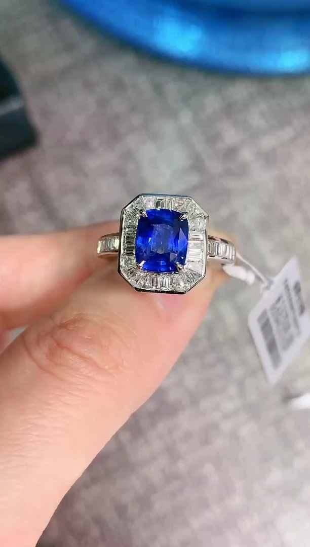 【闪购商品】蓝宝石戒指18K金镶嵌2.13CT