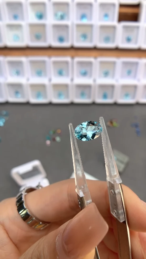 未镶嵌裸石定制海蓝宝石万*兴1.42ct 圣玛
