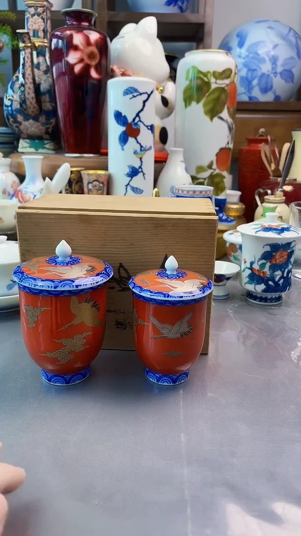 瓷片深川制盖杯一对