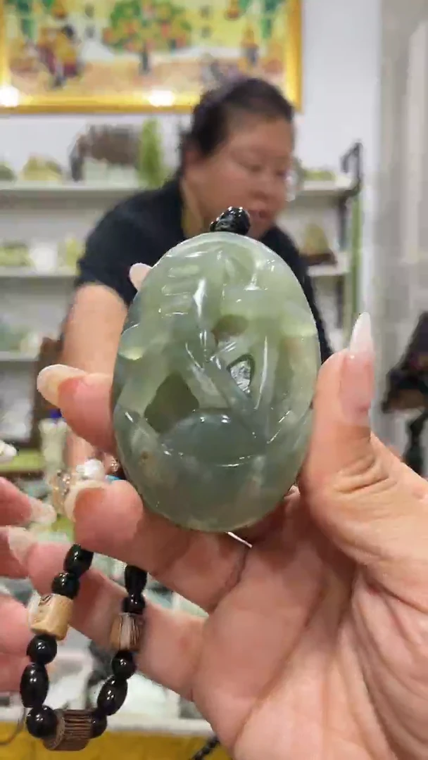 岫玉未镶嵌手把件