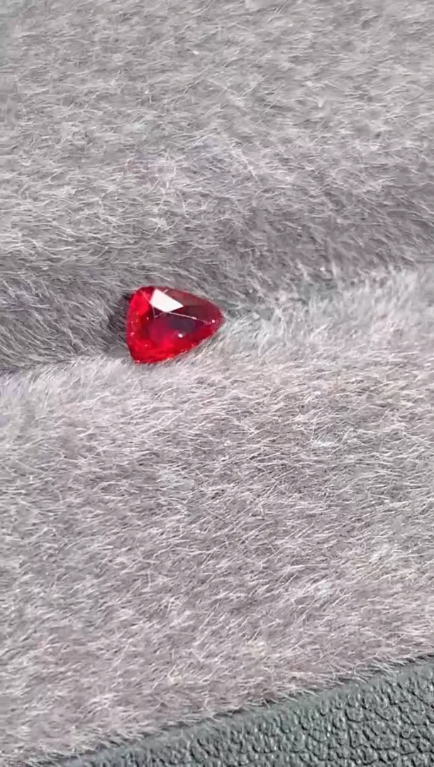 裸石未镶嵌尖晶石0.38-99天然尖晶石