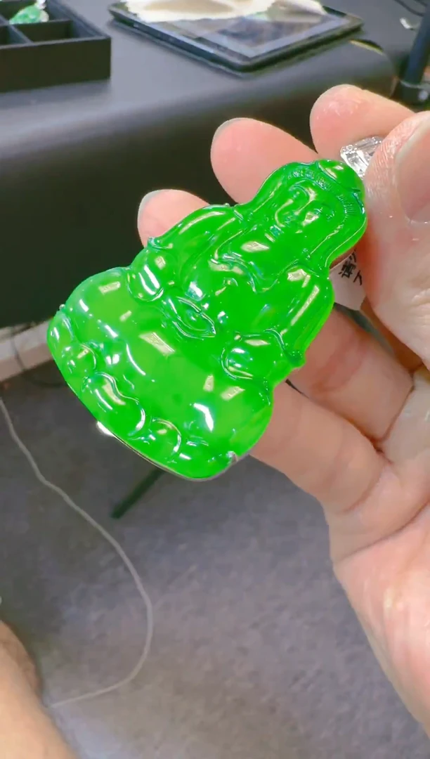 吊坠(赠链)银S925镶嵌翡翠天然A货翡翠