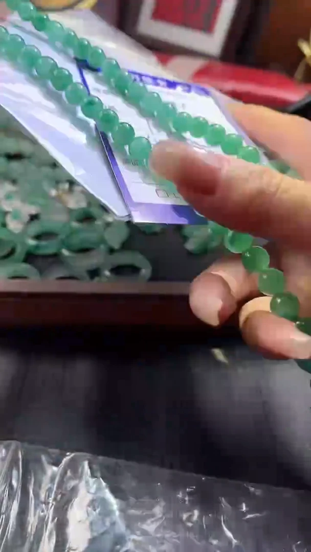 【闪购商品】石英质玉颈饰未镶嵌非洲翠100636625