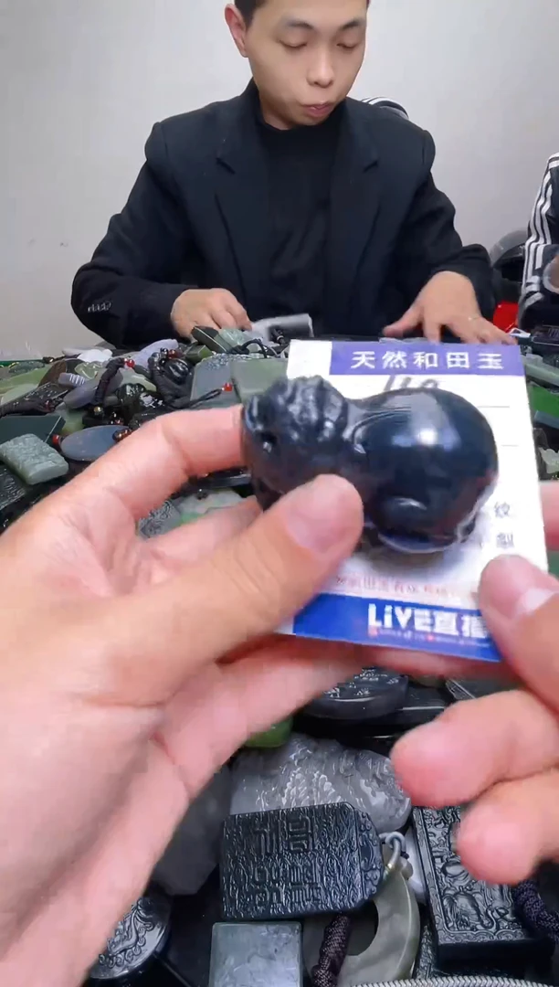 颈饰未镶嵌和田玉160