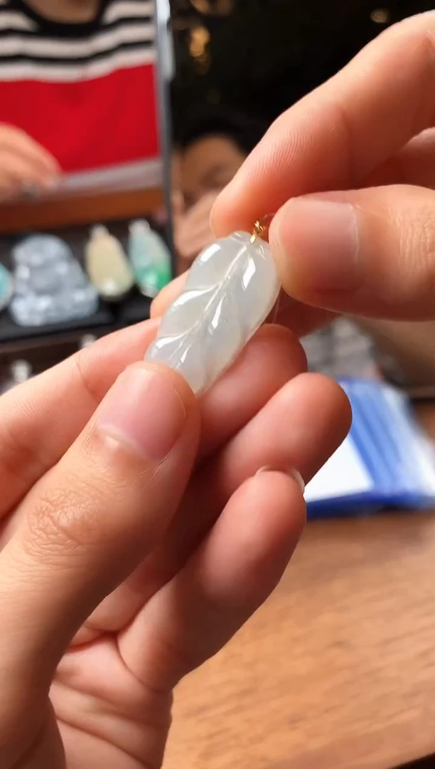 未镶嵌定制翡翠S毛货不退不换