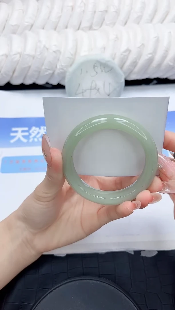 未镶嵌手镯石英质玉250-54