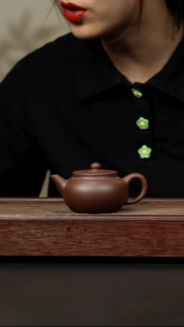 紫砂茶壶底槽清 平盖水平 有封釉