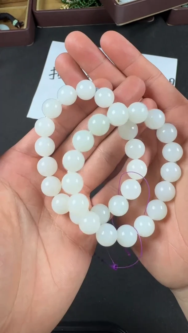 颈饰未镶嵌和田玉多样性发货，拍一发一