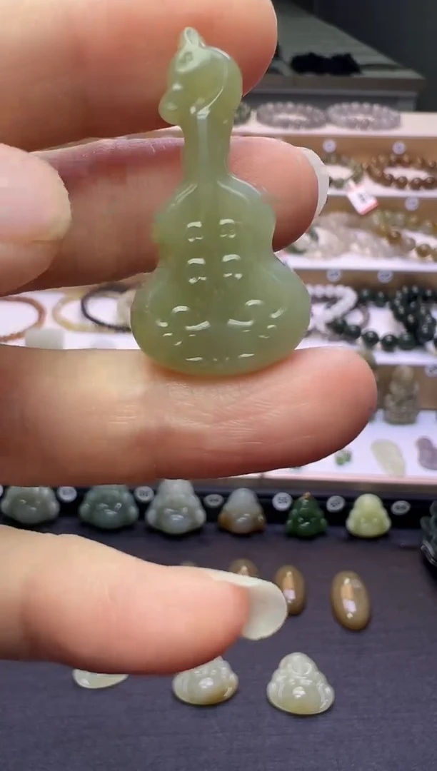 颈饰未镶嵌和田玉193号链接