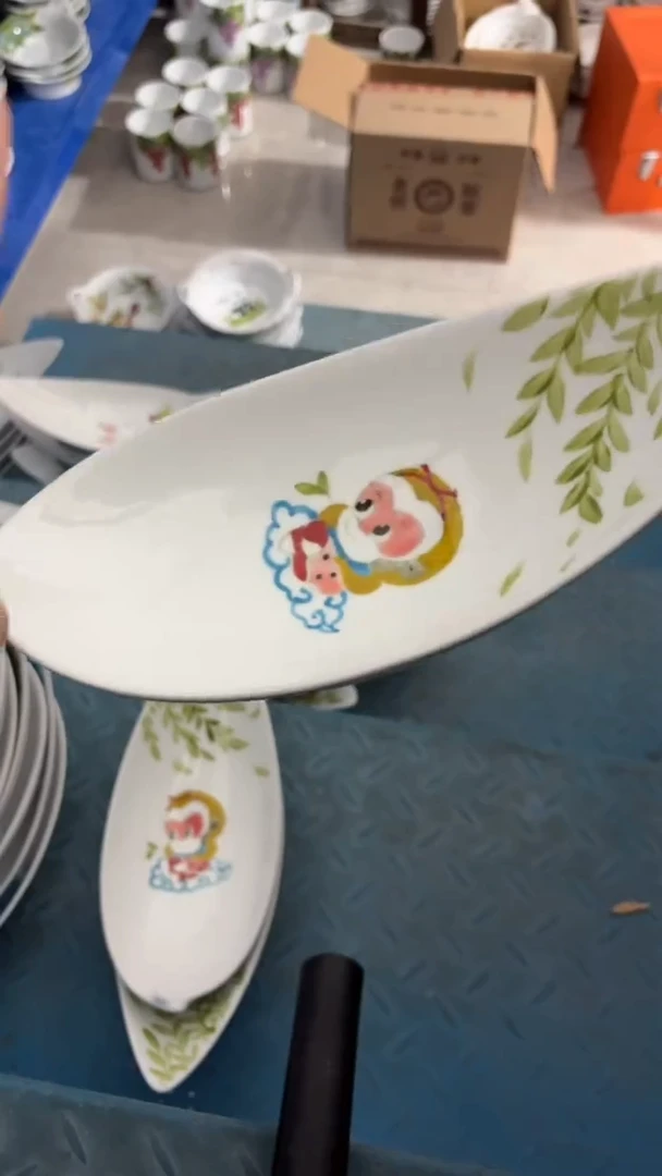 景德镇手绘釉中彩（食品级）船型盘