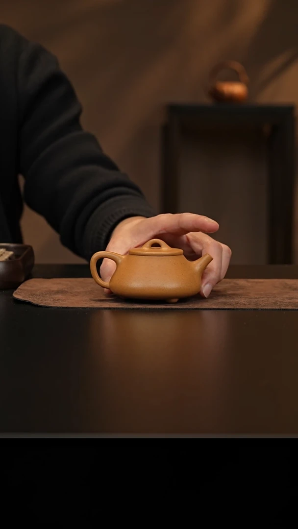 【闪购商品】紫砂茶壶允字款  老宕口 平盖