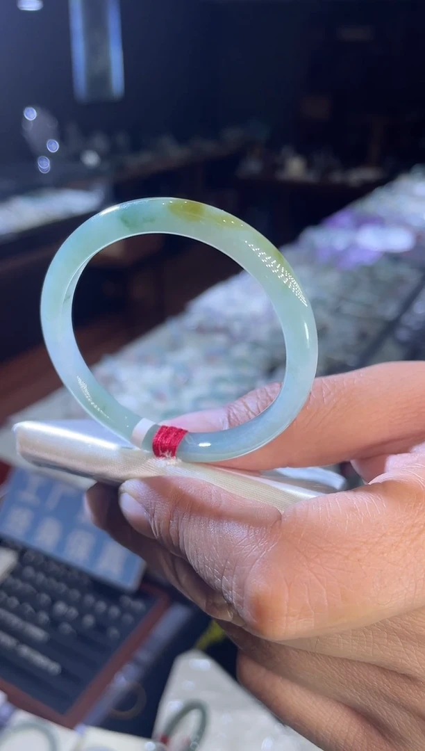 未镶嵌手镯翡翠贵妃52-53