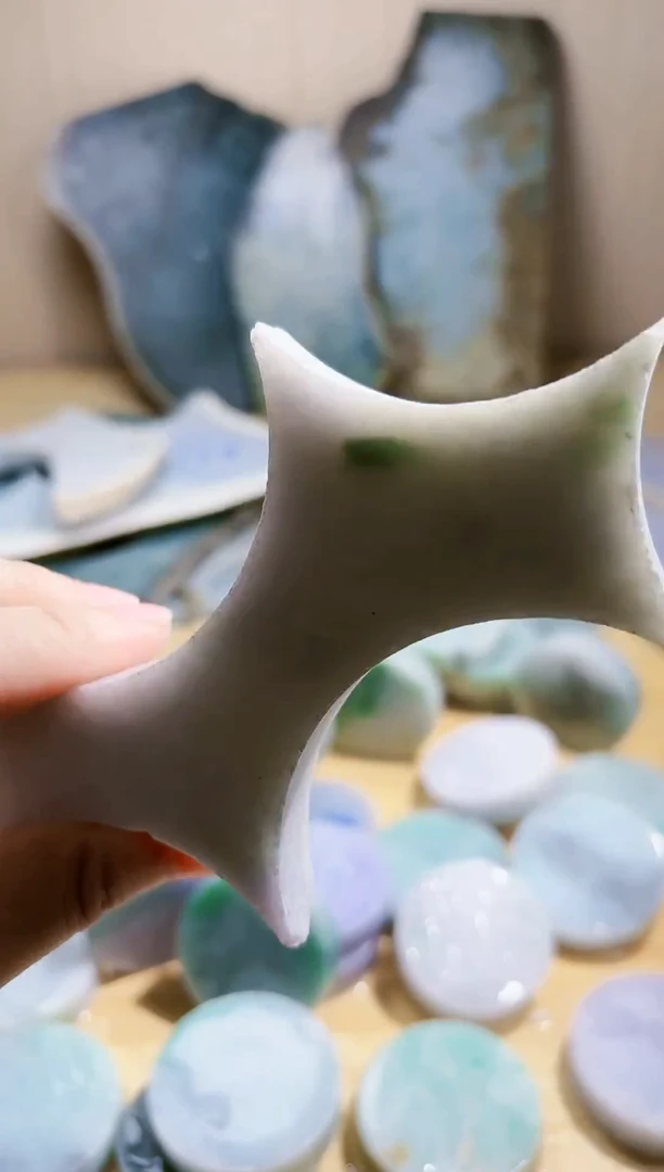 翡翠未镶嵌颈饰翡翠A货 姜谭251