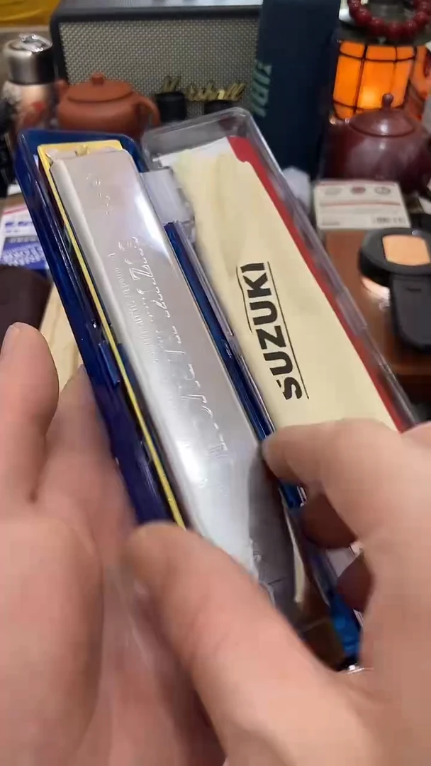 瓷片闪购商品  如图所示