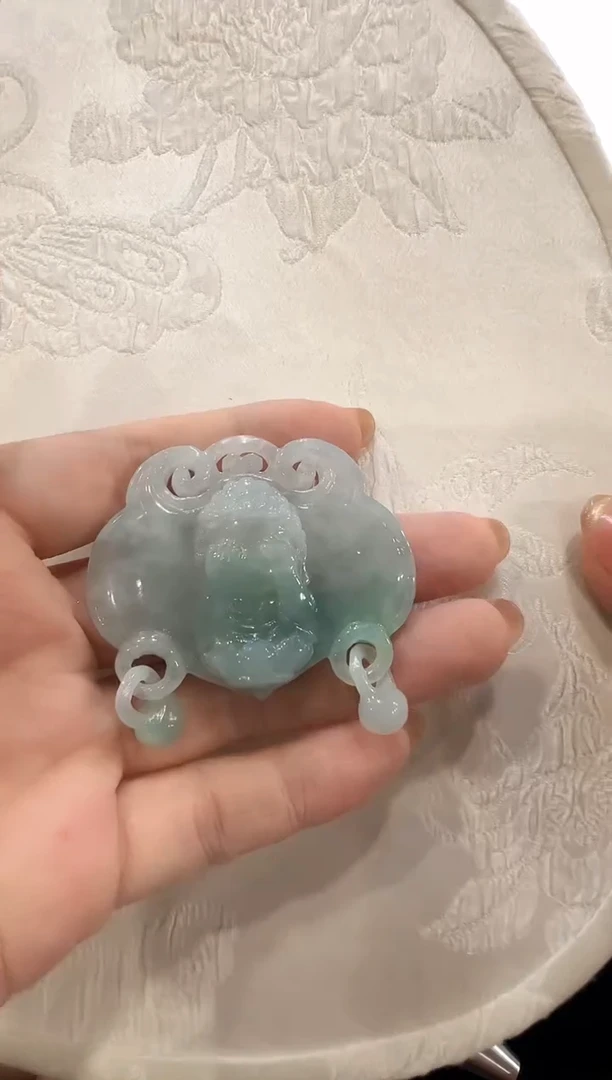 翡翠未镶嵌颈饰国风不看