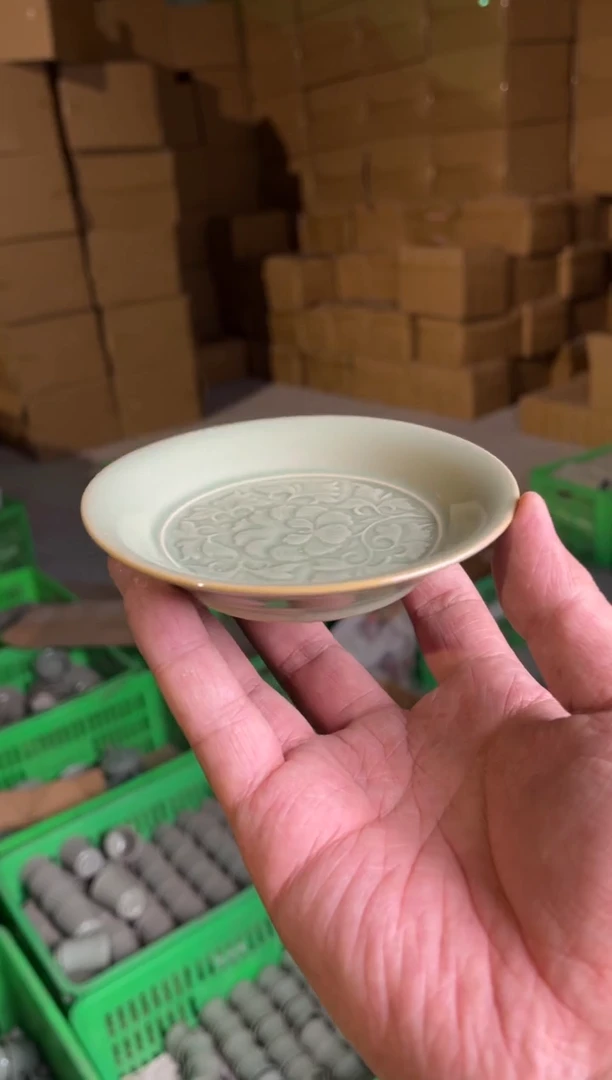 【闪购商品】瓷瑕疵牡丹纹杯托1只