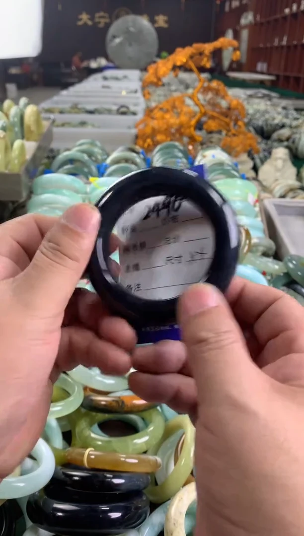 蛇纹石玉未镶嵌手镯2490