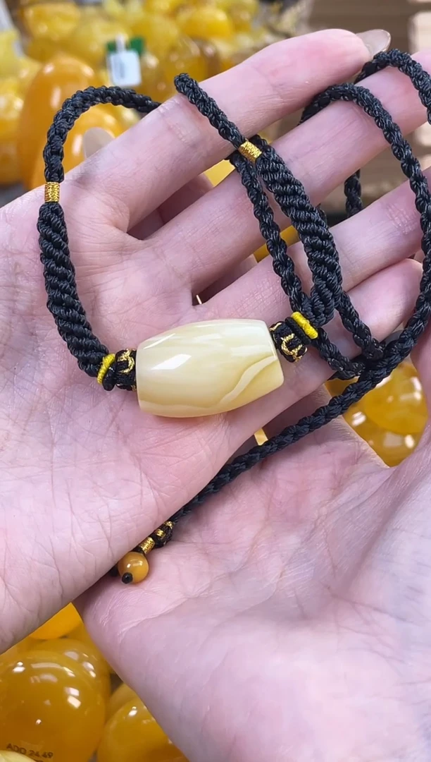 裸石琥珀未镶嵌J90