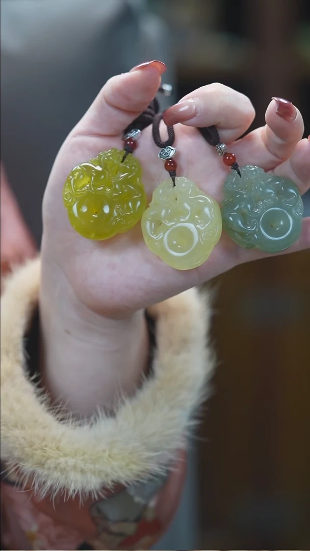 未镶嵌岫玉吊坠双貔貅平安扣多样性发货其中之一