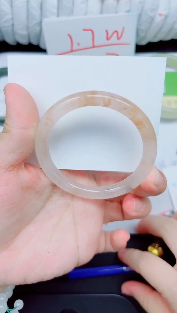 石英质玉手镯未镶嵌69-57.8