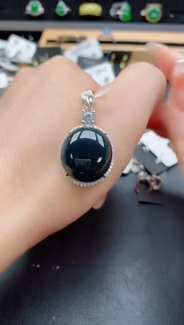 吊坠(赠链)银S925镶嵌翡翠1