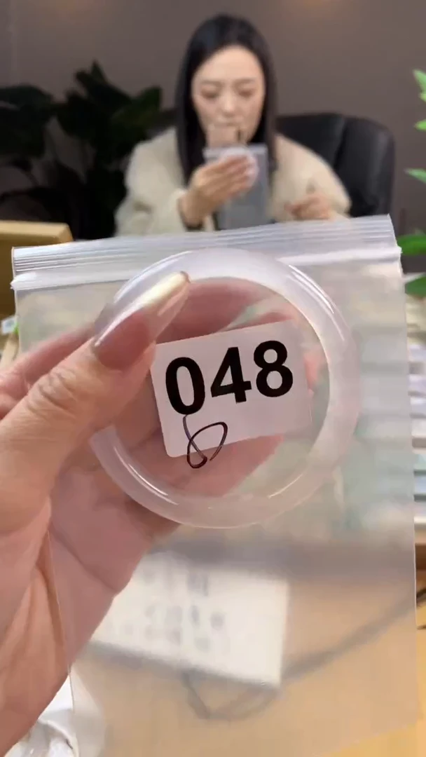 【闪购商品】玛瑙/玉髓手镯未镶嵌048