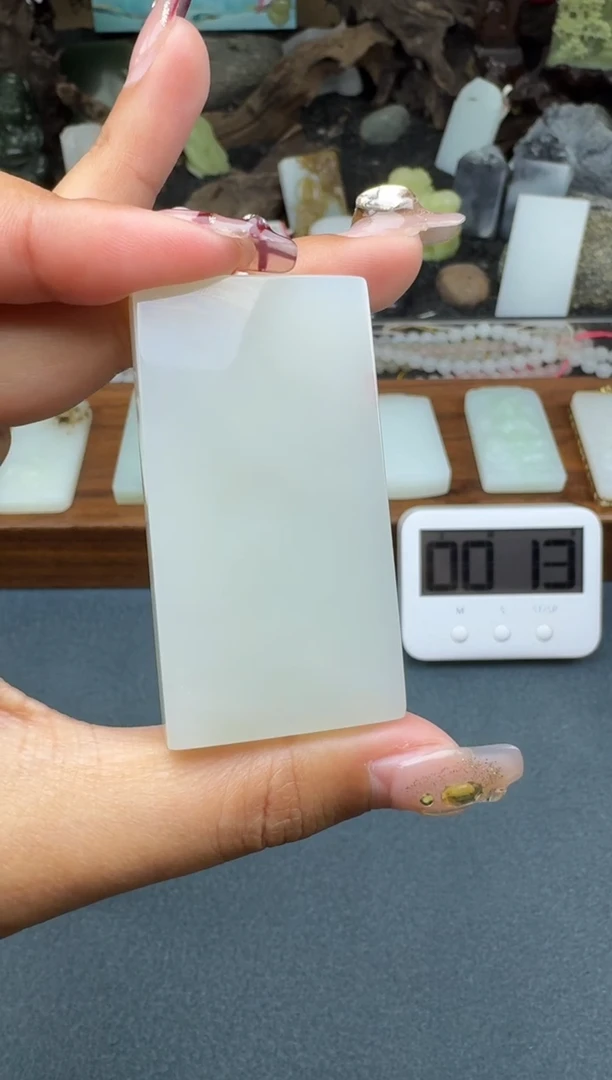 【闪购商品】和田玉颈饰未镶嵌菲菲