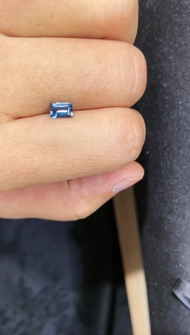 【闪购商品】定制海蓝宝石定制未镶嵌天然超级圣玛丽亚0.5克拉