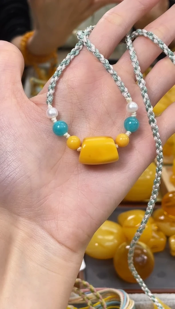 裸石琥珀未镶嵌J22微瑕