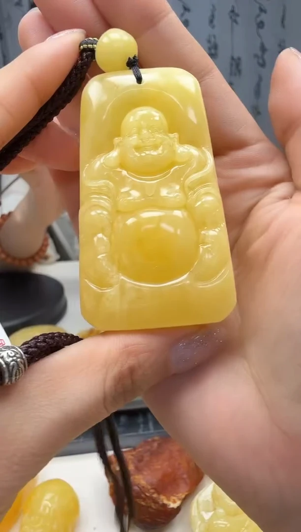 裸石琥珀未镶嵌如图