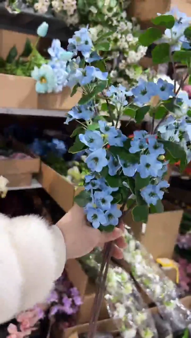 2枝蓝色手感天鹅绒