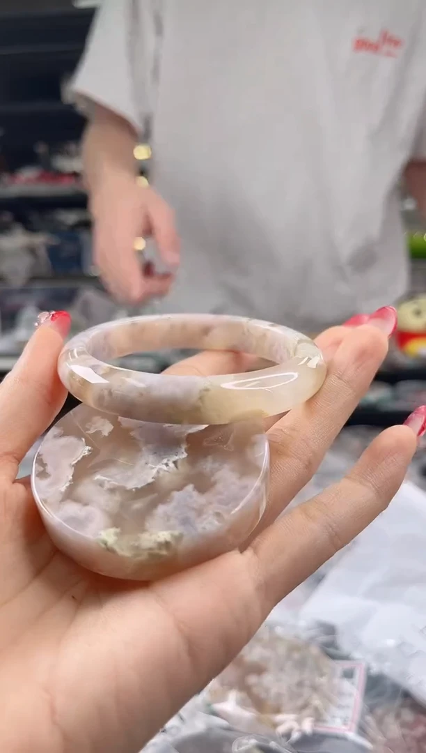 未镶嵌手镯石英质玉60圈口（赠品镯心）14887