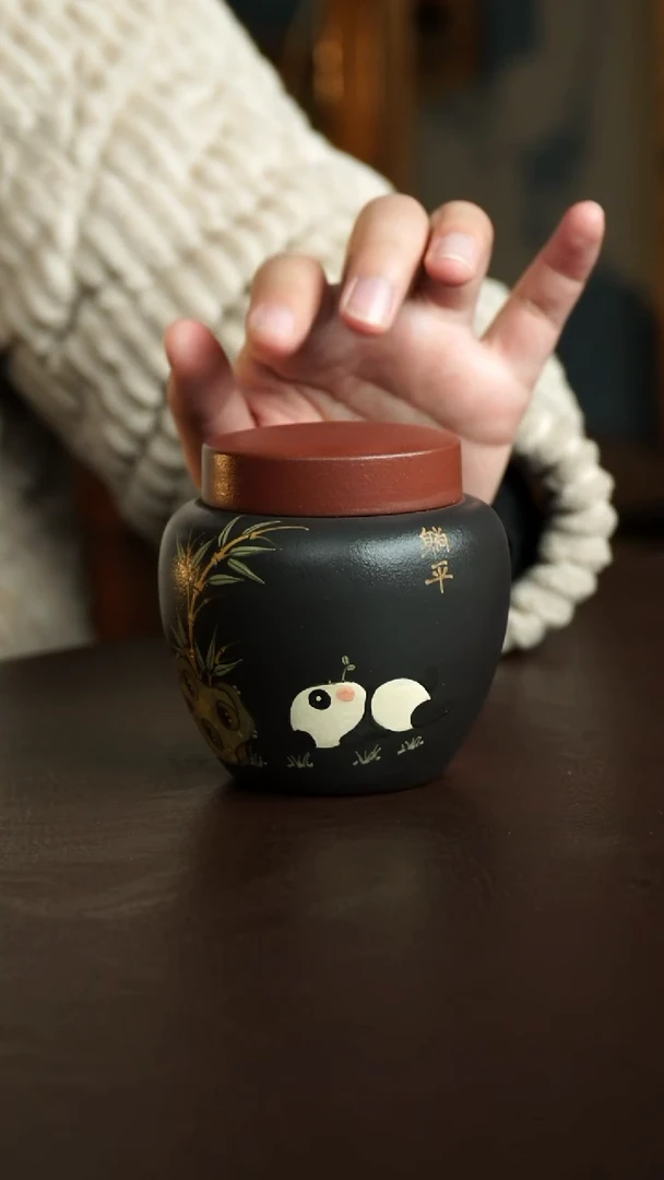 茶杯紫砂26号 熊猫茶叶罐50克 宜兴紫砂原矿作品