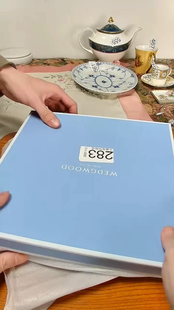 瓷片清**许小淼海外陶瓷工艺品