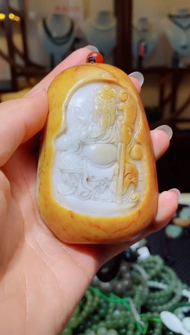 和田玉未镶嵌颈饰1