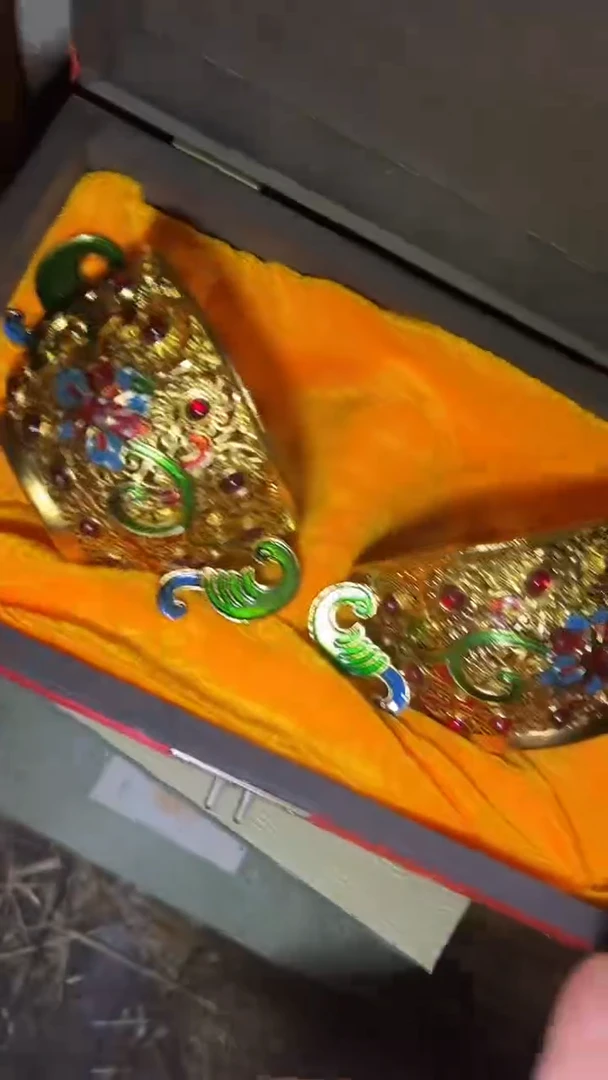 金属高端创意福利摆件