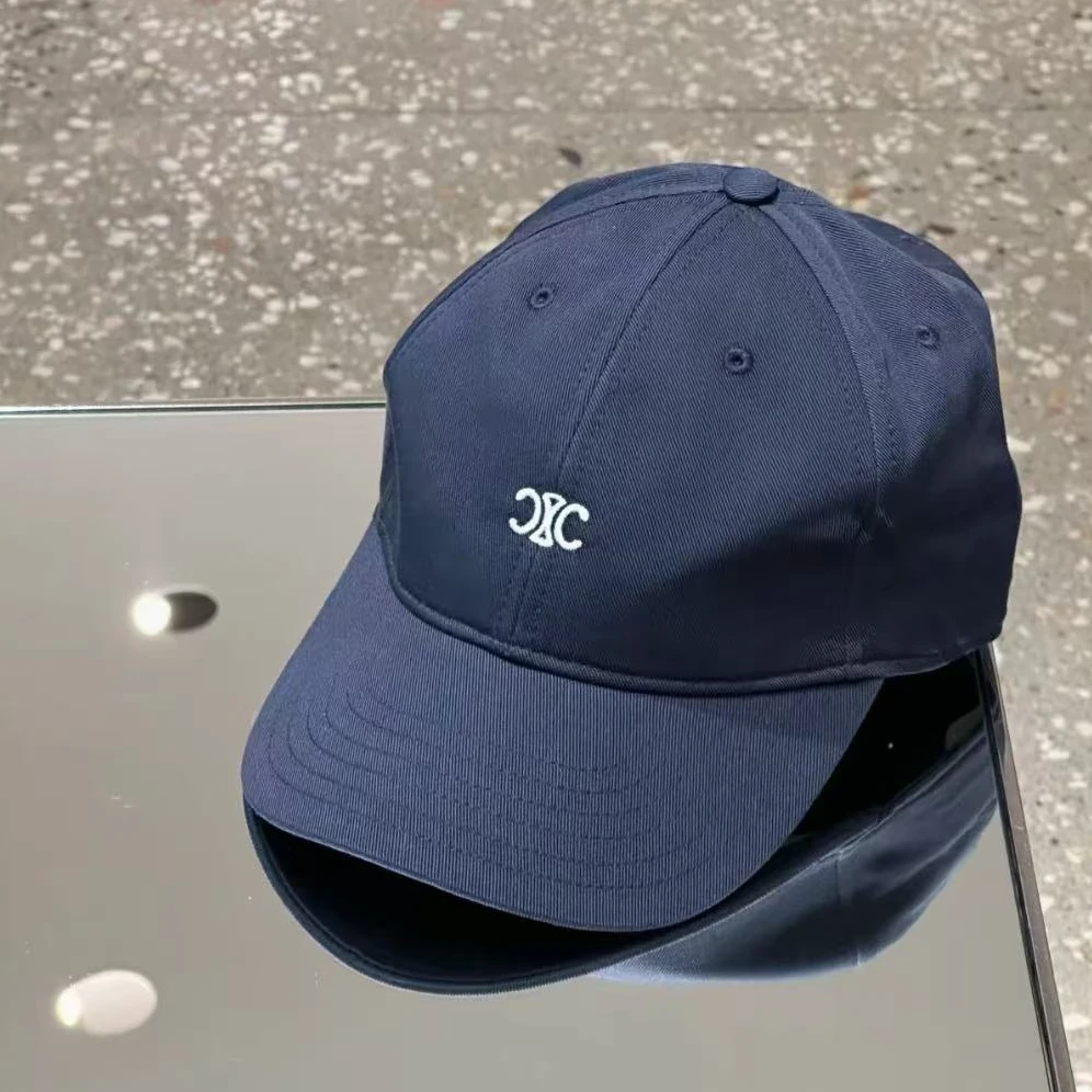 未使用 Celine/思琳 徽标刺绣鸭舌帽