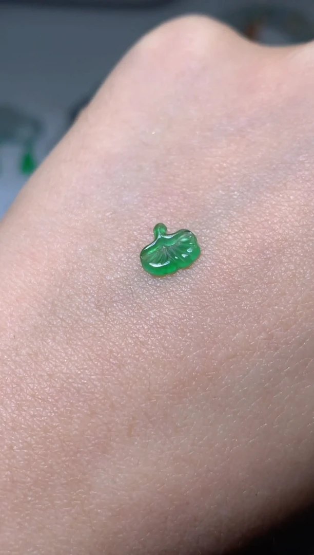 未镶嵌定制翡翠甄**品毛货
