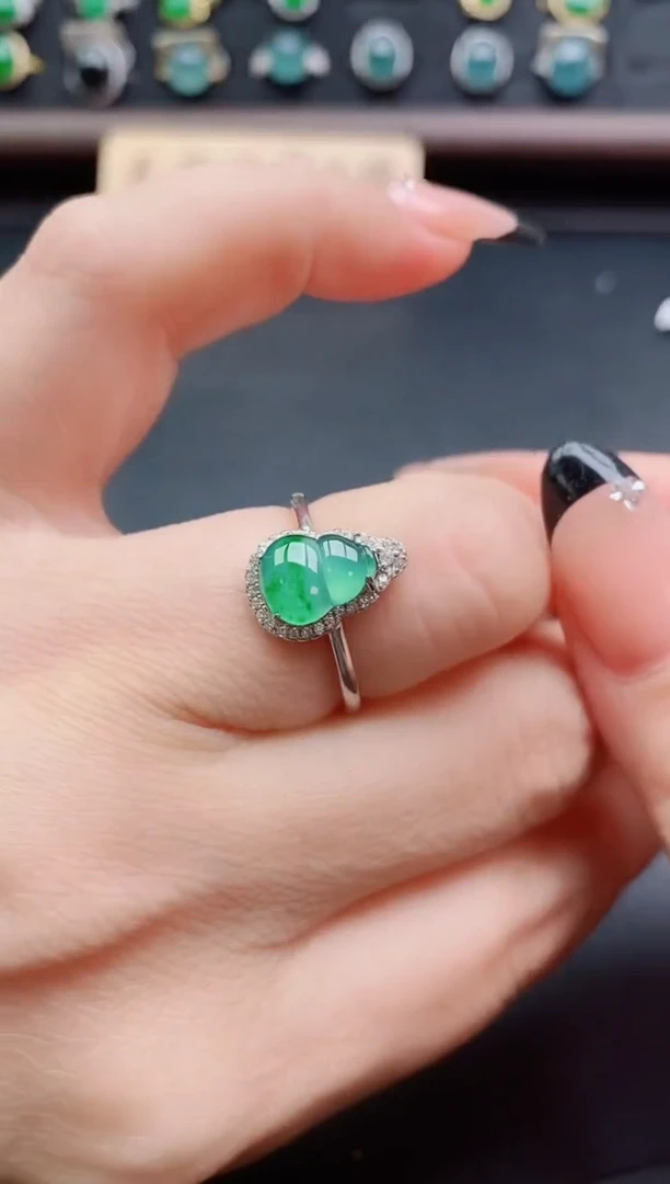 银S925镶嵌戒指翡翠1