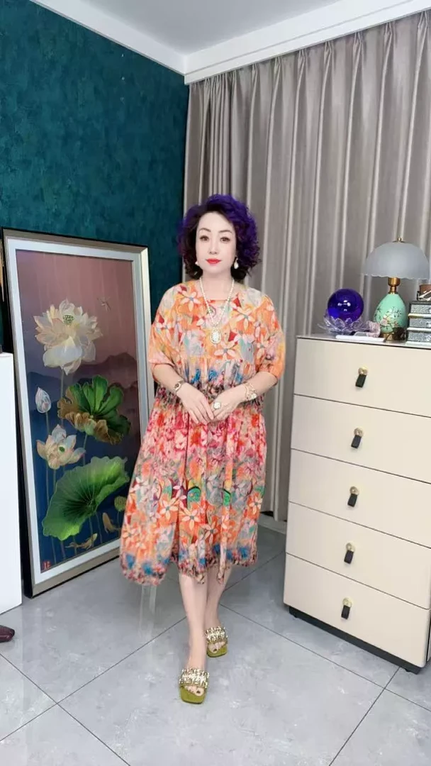 【小英子专属】2025夏季时尚印花连衣裙橘色洋气中长裙